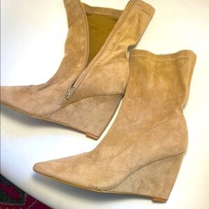 LIKE NEW Women's Tan Nude Ultrasuede Wedge Boots 8.5 literally no wear.